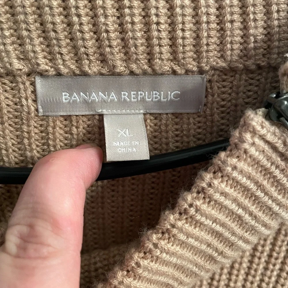 Womens Banana Republic Sweater XL - Picture 2 of 3